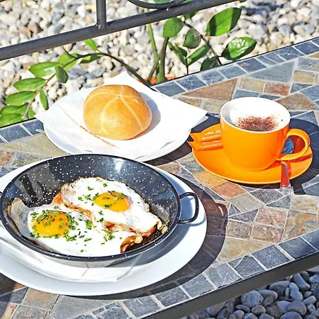 Nemetz-motel モーテル